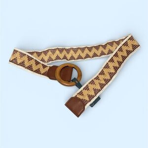 Universal Thread Geometric Belt with Wooden Buckle